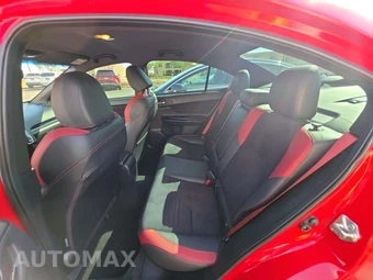 2021 Subaru WRX STi – miniatura 13