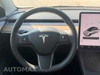 2021 Tesla Model 3 Long Range - miniatura 12