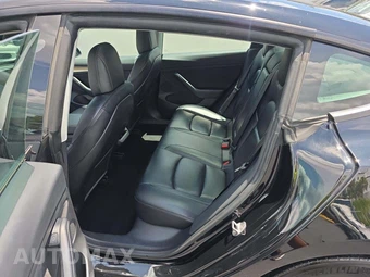 2021 Tesla Model 3 Long Range - miniatura 13