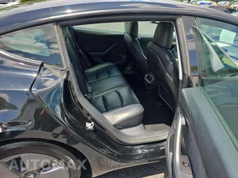 2021 Tesla Model 3 Long Range - miniatura 17