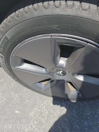 2021 Tesla Model 3 Long Range - miniatura 24