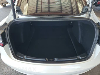 2021 Tesla Model 3 Long Range – miniatura 16