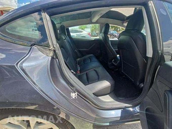 2021 Tesla Model 3 Long Range - miniatura 16