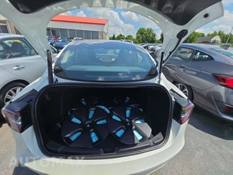 2021 Tesla Model 3 Long Range - miniatura 14