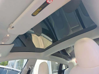 2021 Tesla Model 3 Long Range - miniatura 11