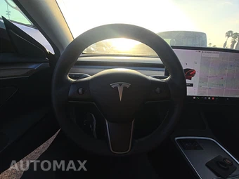 2021 Tesla Model 3 Long Range - miniatura 10