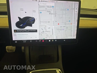 2021 Tesla Model 3 Performance – miniatura 11
