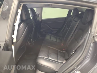 2021 Tesla Model 3 Performance – miniatura 13