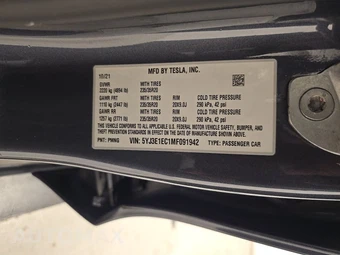 2021 Tesla Model 3 Performance – miniatura 14