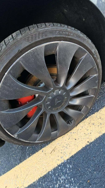 2021 Tesla Model 3 Performance – miniatura 28