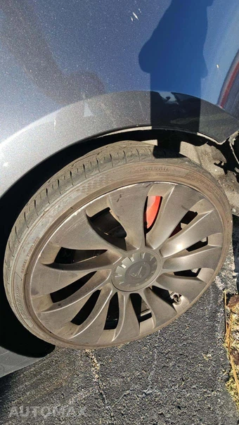 2021 Tesla Model 3 Performance – miniatura 32
