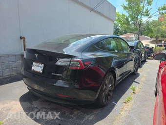 2021 Tesla Model 3 Performance - miniatura 3