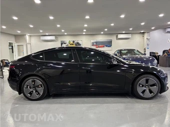 2021 Tesla Model 3 Standard Range - miniatura 7