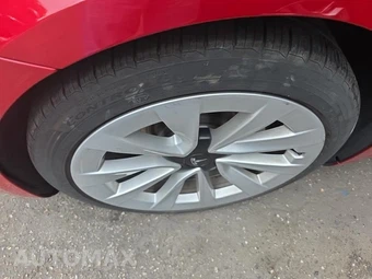 2021 Tesla Model 3 Standard Range Plus – miniatura 8