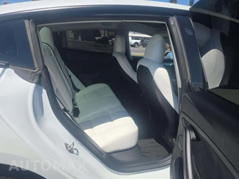 2021 Tesla Model 3 Standard Range Plus – miniatura 17