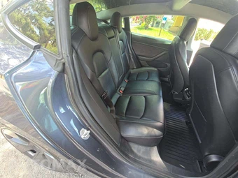 2021 Tesla Model 3 Standard Range Plus - miniatura 13