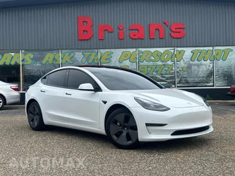 2021 Tesla Model 3 Standard Range Plus - miniatura 2