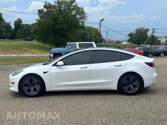 2021 Tesla Model 3 Standard Range Plus - miniatura 5