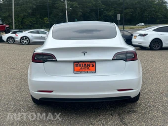 2021 Tesla Model 3 Standard Range Plus - miniatura 7