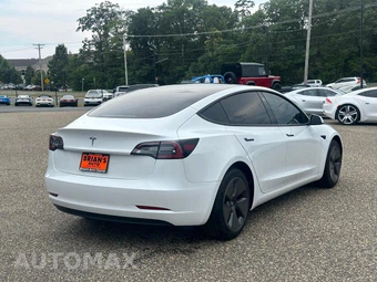 2021 Tesla Model 3 Standard Range Plus - miniatura 8