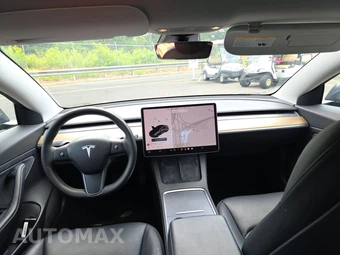 2021 Tesla Model 3 Standard Range Plus - miniatura 11