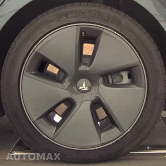 2021 Tesla Model 3 Standard Range Plus - miniatura 30
