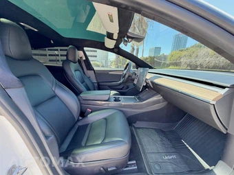 2021 Tesla Model 3 Standard Range Plus - miniatura 21