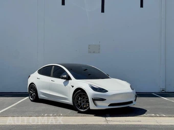 2021 Tesla Model 3 Standard Range Plus - miniatura 7