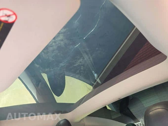 2021 Tesla Model 3 Standard Range Plus – miniatura 11