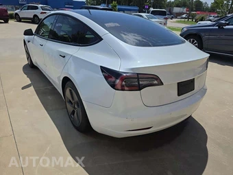 2021 Tesla Model 3 Standard Range Plus – miniatura 2