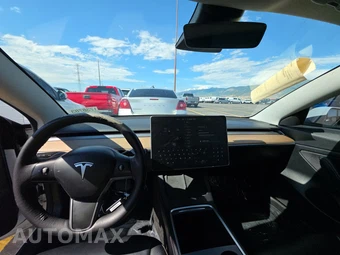 2021 Tesla Model 3 Standard Range Plus – miniatura 11