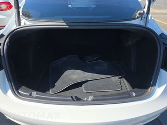 2021 Tesla Model 3 Standard Range Plus – miniatura 16