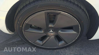 2021 Tesla Model 3 Standard Range Plus – miniatura 28