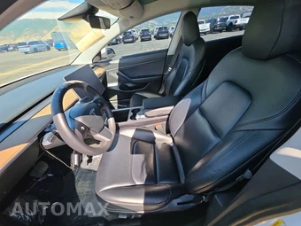 2021 Tesla Model 3 Standard Range Plus – miniatura 7