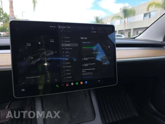 2021 Tesla Model 3 Standard Range Plus - miniatura 7