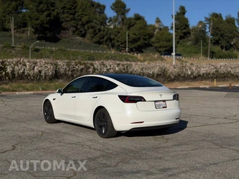 2021 Tesla Model 3 Standard Range Plus - miniatura 7