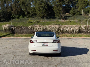 2021 Tesla Model 3 Standard Range Plus - miniatura 8