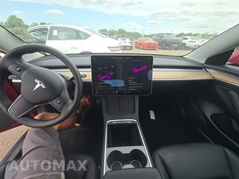 2021 Tesla Model 3 Standard Range Plus - miniatura 11