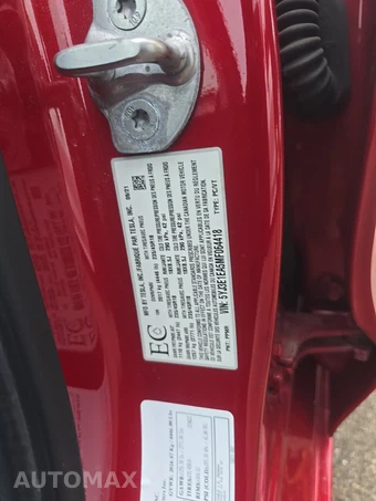 2021 Tesla Model 3 Standard Range Plus - miniatura 14
