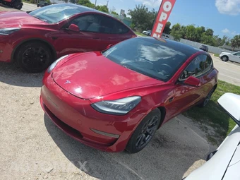 2021 Tesla Model 3 Standard Range Plus