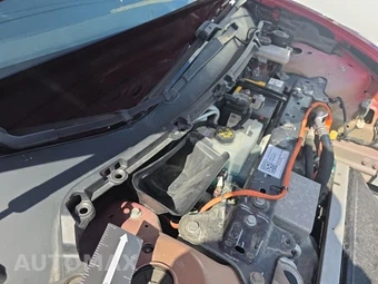 2021 Tesla Model 3 Standard Range Plus - miniatura 22