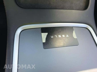 2021 Tesla Model 3 Standard Range Plus – miniatura 8