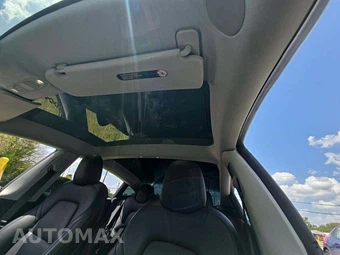 2021 Tesla Model 3 Standard Range Plus – miniatura 11