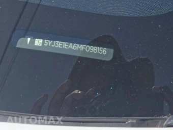2021 Tesla Model 3 Standard Range Plus – miniatura 5