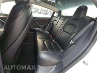 2021 Tesla Model 3 Standard Range Plus – miniatura 13