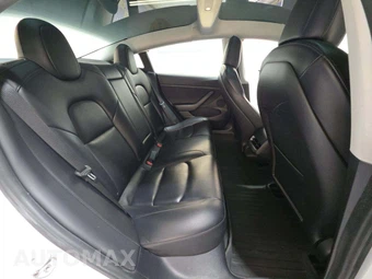 2021 Tesla Model 3 Standard Range Plus – miniatura 17