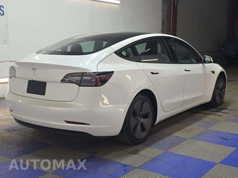 2021 Tesla Model 3 Standard Range Plus – miniatura 3
