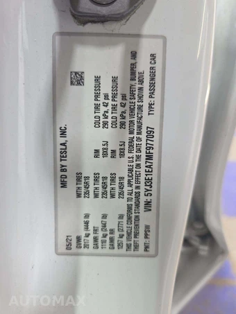 2021 Tesla Model 3 Standard Range Plus – miniatura 5