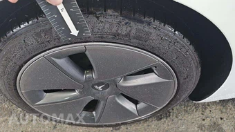 2021 Tesla Model 3 Standard Range Plus – miniatura 28