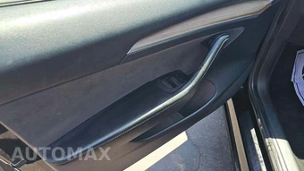 2021 Tesla Model 3 Standard Range Plus – miniatura 28